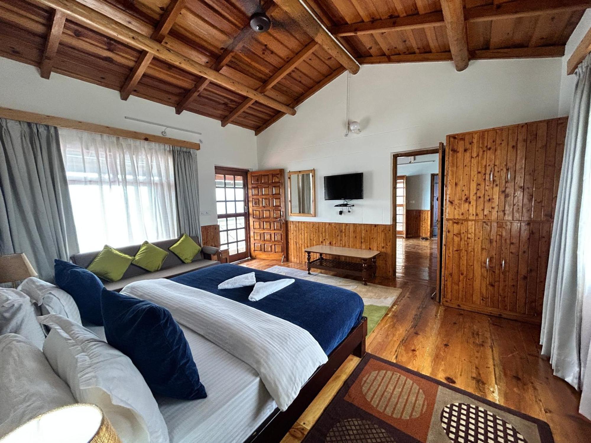 Kasar Himalaya Holiday Resort, Binsar Rd Almora Eksteriør bilde