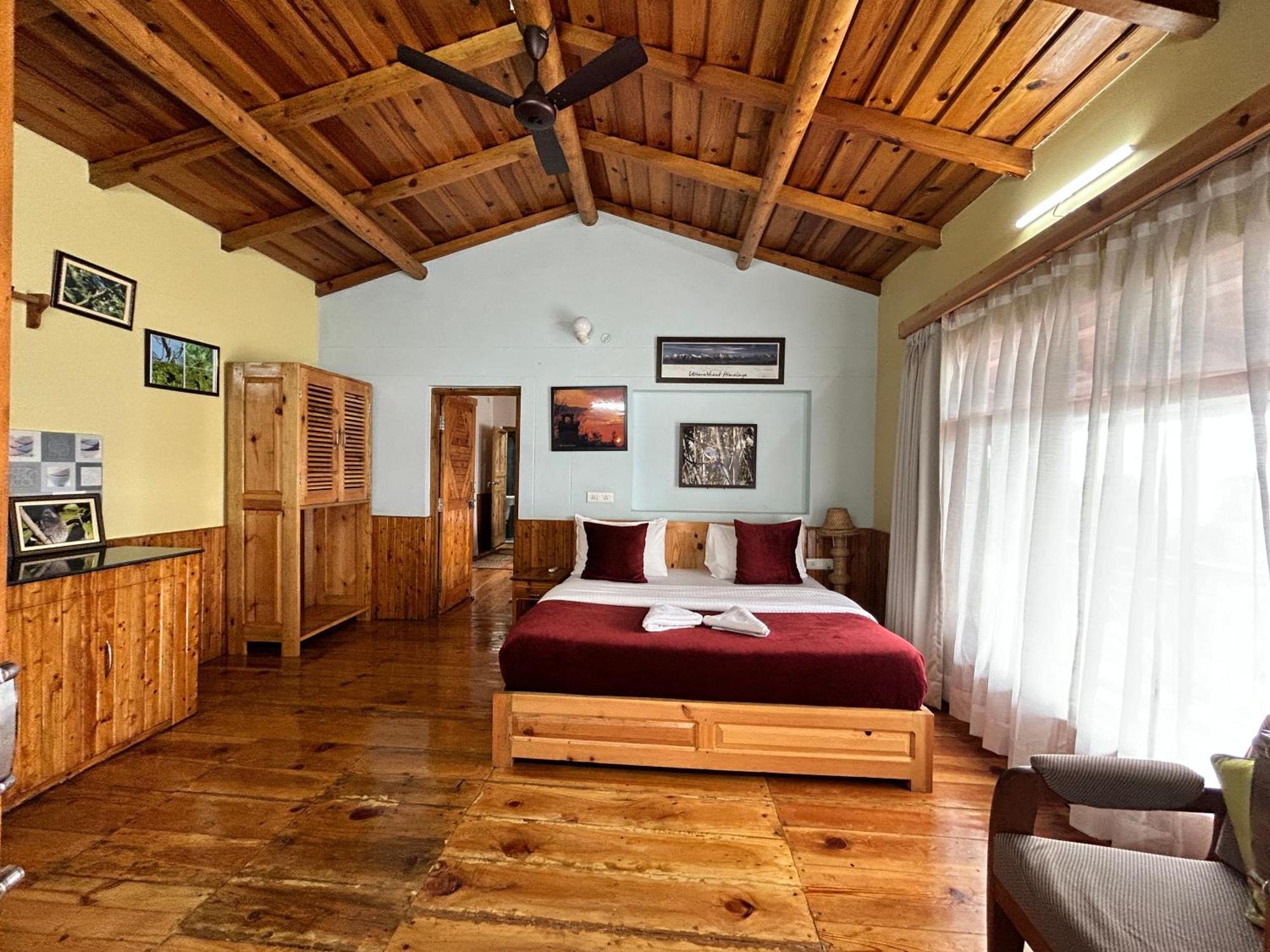Kasar Himalaya Holiday Resort, Binsar Rd Almora Eksteriør bilde