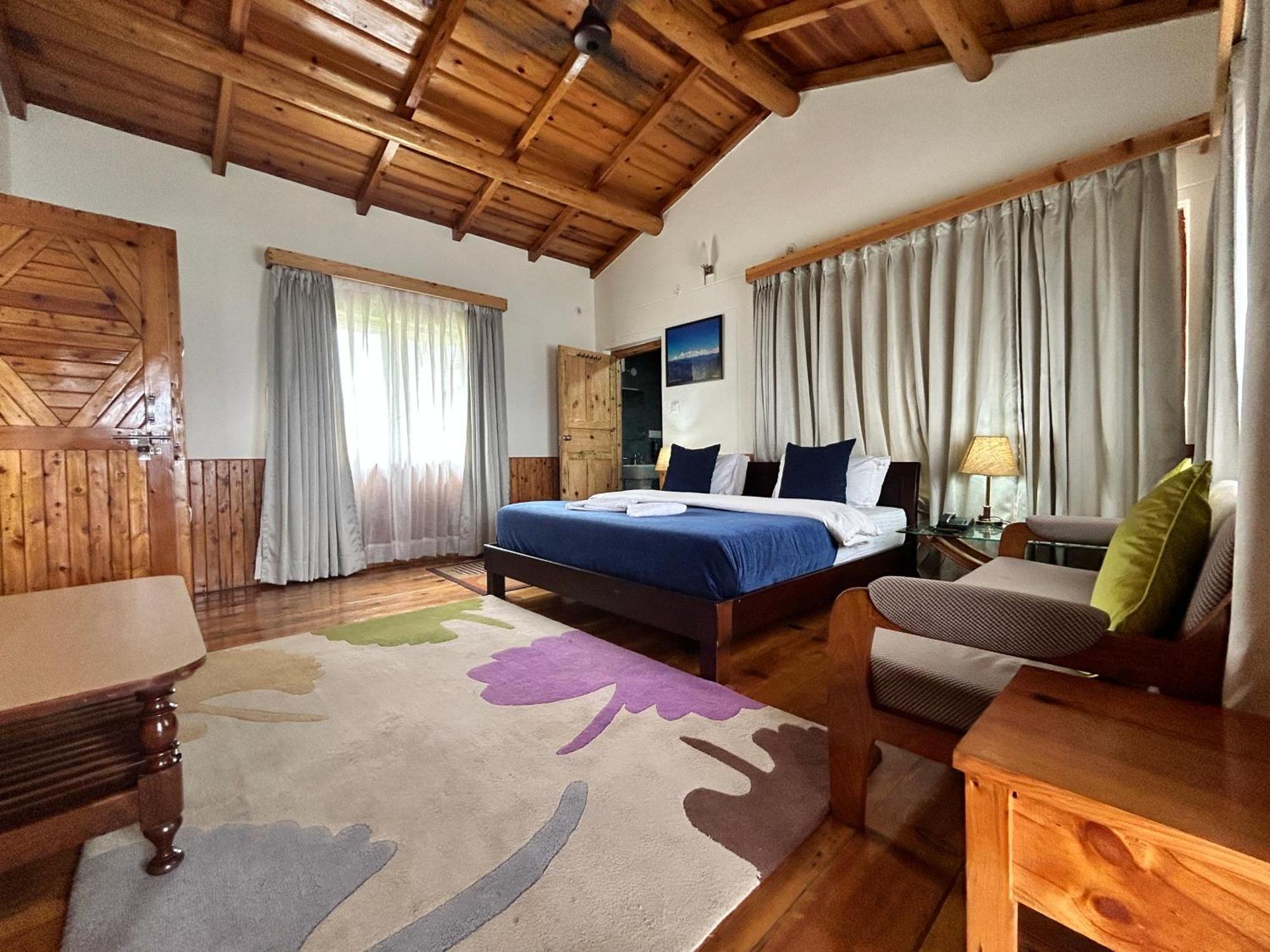 Kasar Himalaya Holiday Resort, Binsar Rd Almora Eksteriør bilde