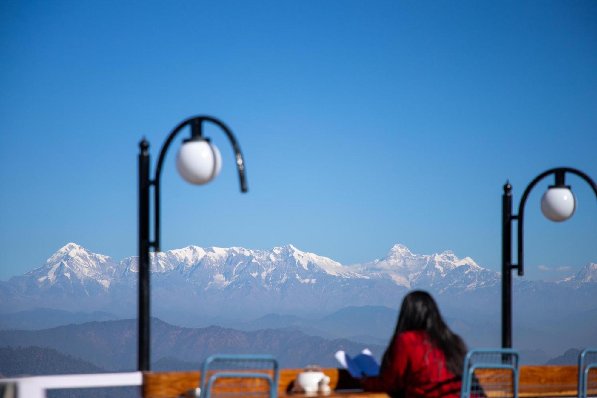 Kasar Himalaya Holiday Resort, Binsar Rd Almora Eksteriør bilde