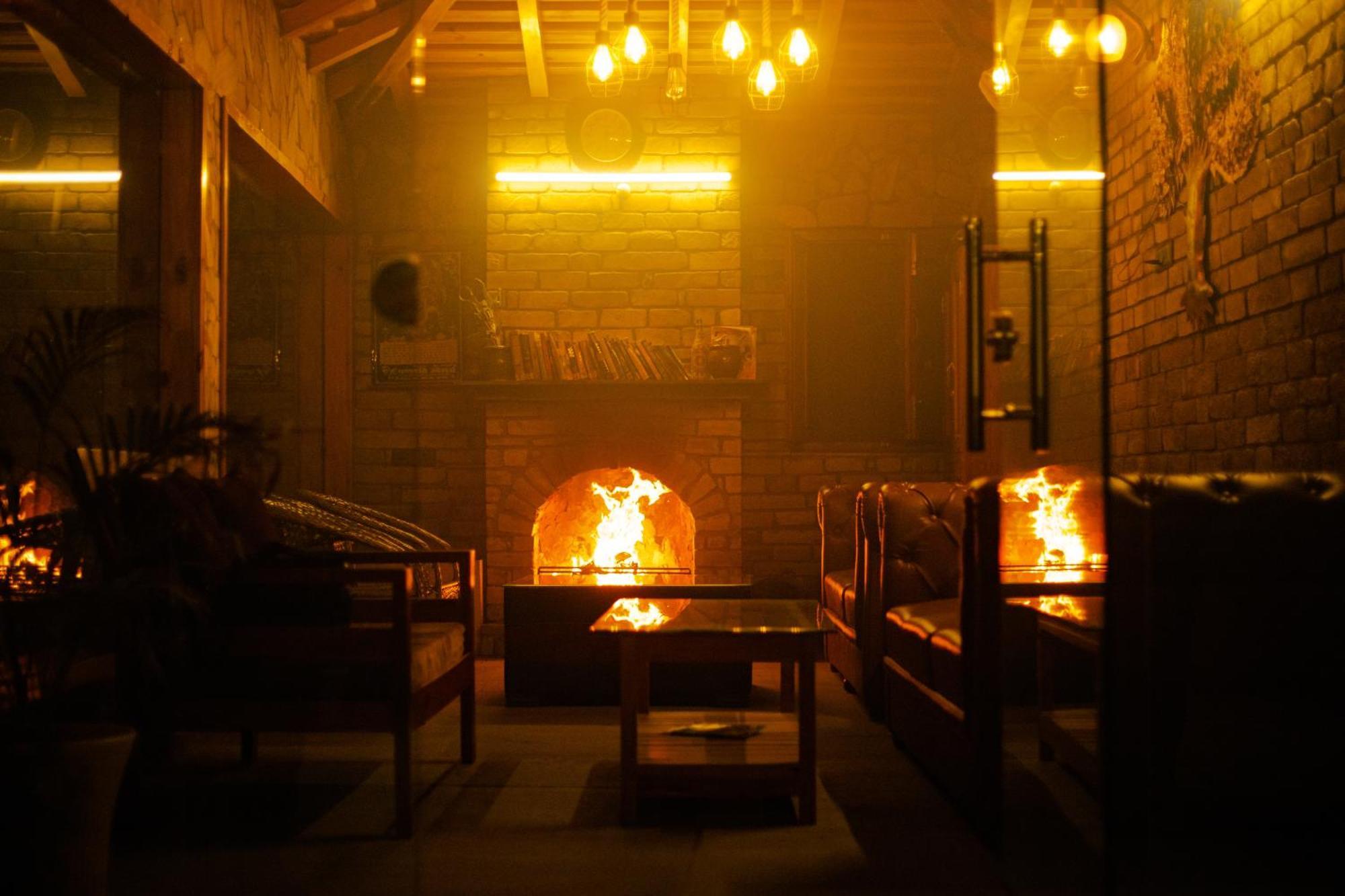 Kasar Himalaya Holiday Resort, Binsar Rd Almora Eksteriør bilde